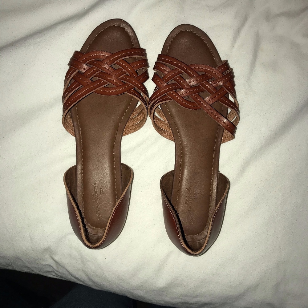 Universal Thread Woven Sandals